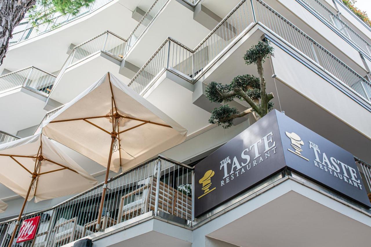 Monaco Apartments Линяно Сабиадоро Екстериор снимка